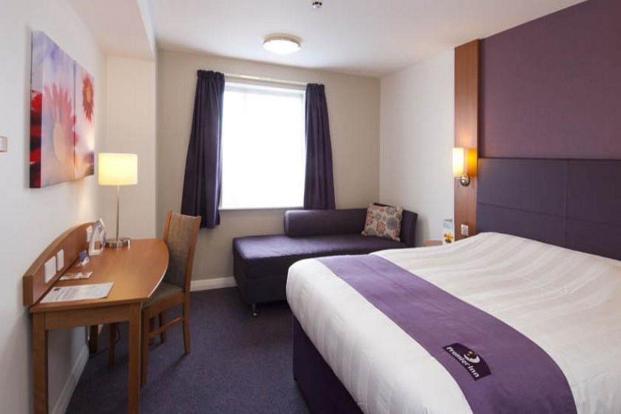 Premier Inn Newcastle Team Valley Gateshead Dış mekan fotoğraf